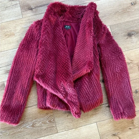 Bardot Faux Fur Jacket in Rich Burgundy - Picture 1 of 5